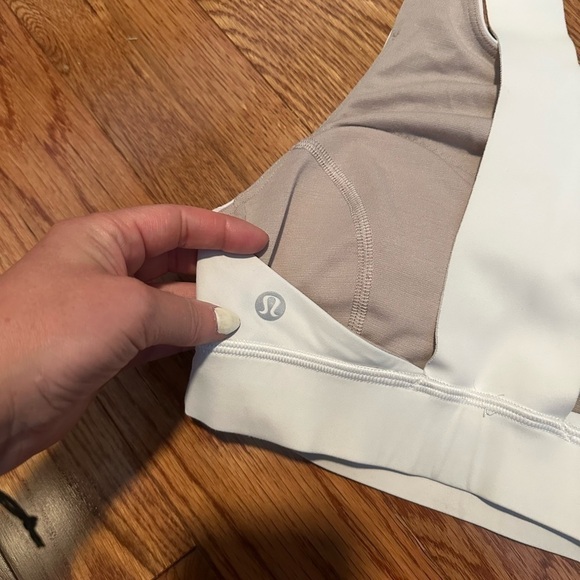 LULULEMON bra - Picture 2 of 4